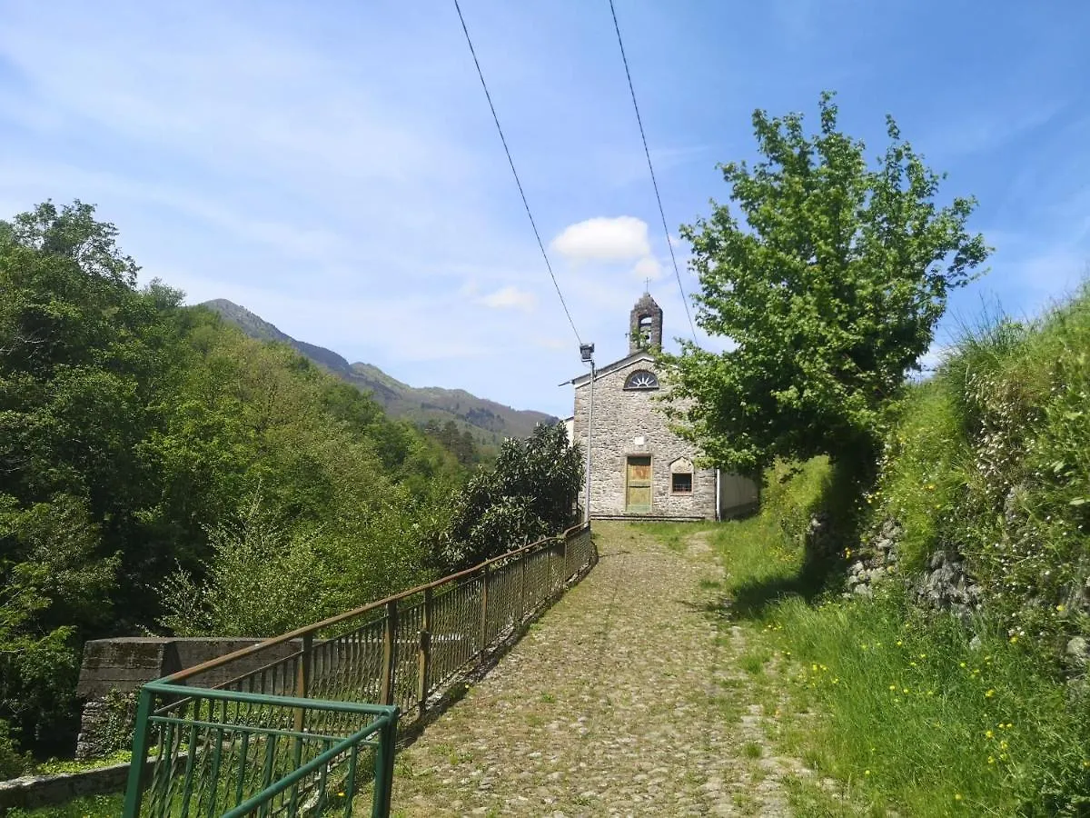 Elicriso Apartment Affittacamere Borzonasca Guest house