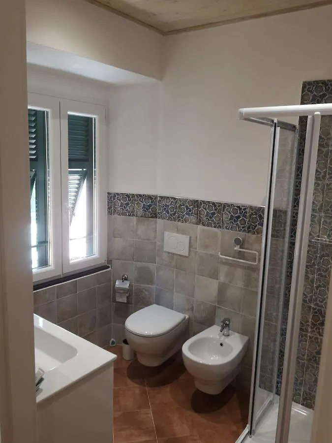Elicriso Apartment Affittacamere Borzonasca 0*,  Italy